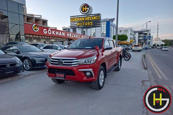 TOYOTA Hilux
